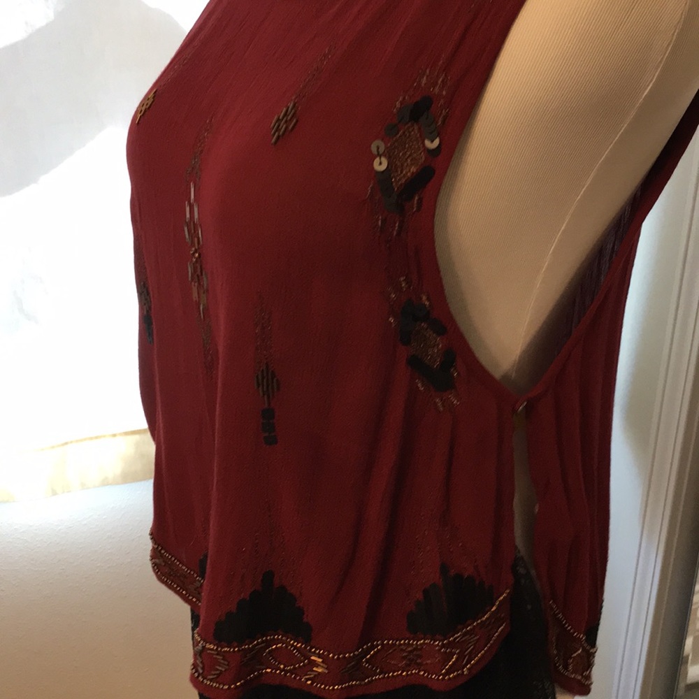 Nwot Beaded Split Button Side Tank - image 6